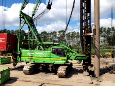 Hitachi KH230GLS (owner Voorbij funderingstechniek) p6