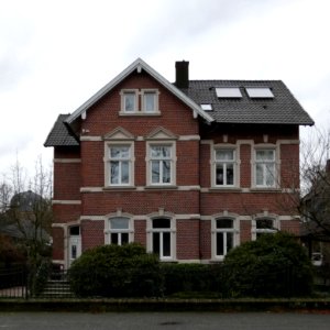 Hindenburgallee 11