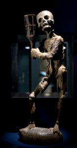 Historisches Museum Basel Tod mit Sandhur 25102013