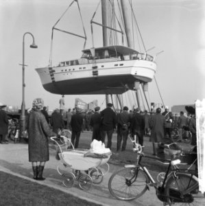 Hiswacaravelle 1964 jacht van f. 600.000,-- een reportage van het transport van, Bestanddeelnr 916-1603