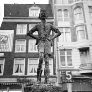 Het Lieverdje op het Spui, Bestanddeelnr 918-6785