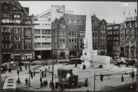 Het monument op de Dam in aanbouw, Bestanddeelnr 073-0139