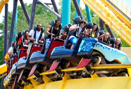 Entertainment amusement park