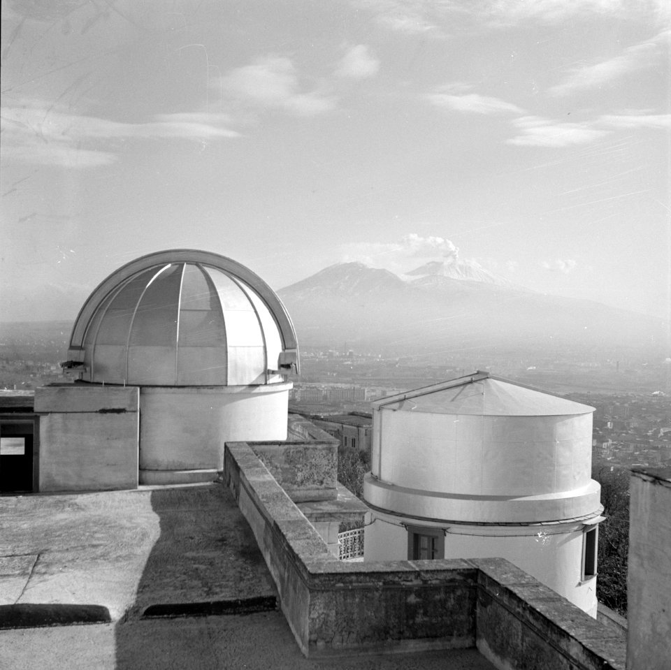 Het Observatorium met uitzicht op de Vesuvius, Bestanddeelnr 191-1355