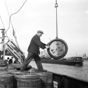 Het lossen van water, Bestanddeelnr 901-6389