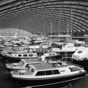 Hiswa 1966, in de RAI, overzicht van de Europahal tijdens inrichting, Bestanddeelnr 918-9203