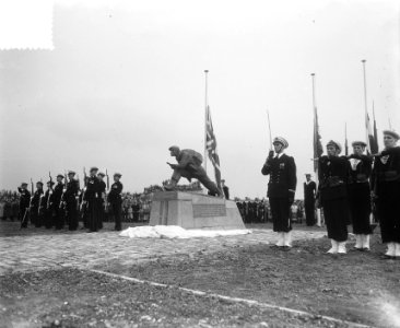 Het Nationaal Monument voor de 4e Commando Brigade in Vlissingen onthuld erewa…, Bestanddeelnr 905-1426