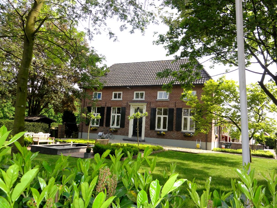 Heteren Rijksmonument 21976 Dorpsstraat 15 voorzijde