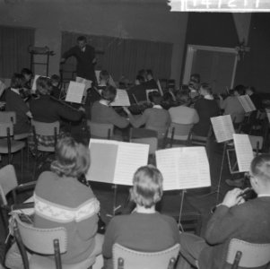 Het Noord Nederlands Jeugdorkest repeteert in Hotel Homan te Hoogeveen, Bestanddeelnr 914-7217