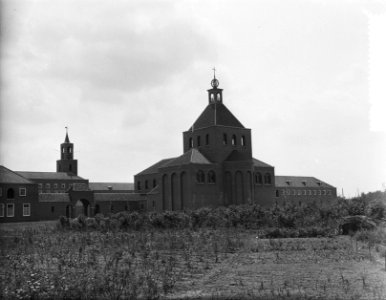 Het sanatorium Klokkenberg in Breda wordt op 7 juli door koningin Juliana geopen, Bestanddeelnr 906-5369