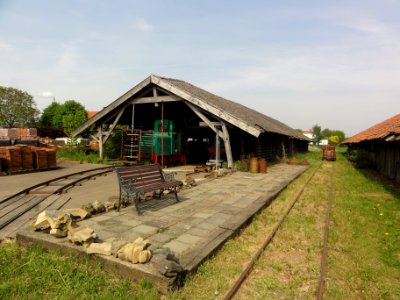Heteren Rijksmonument 521807 noordelijke droogschuur steenfabriek Randwijk, met spoor