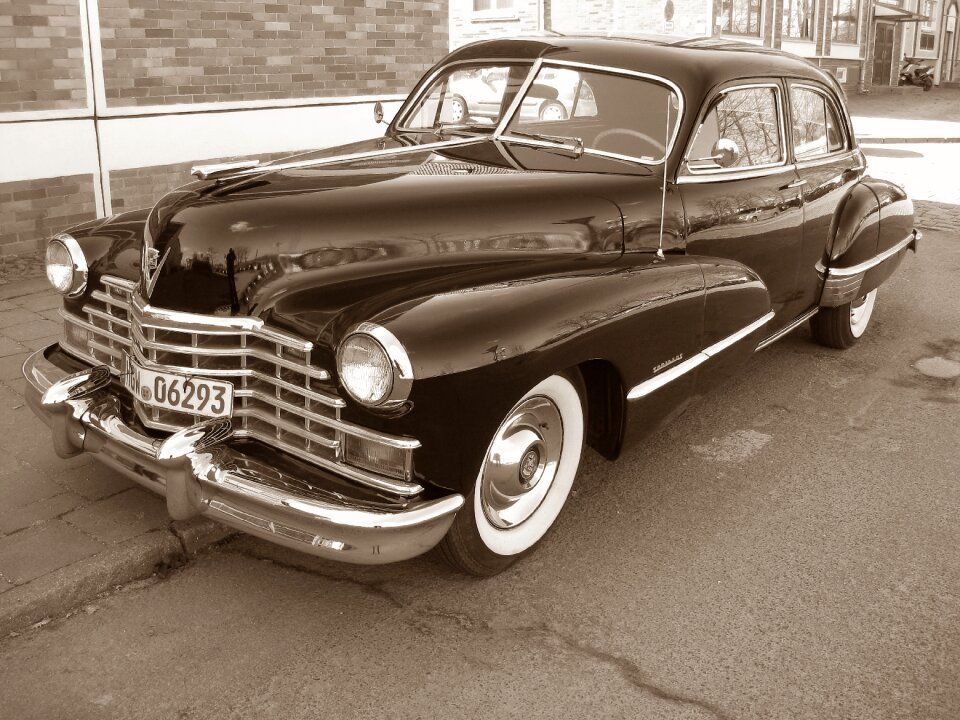 Automotive grille chrome