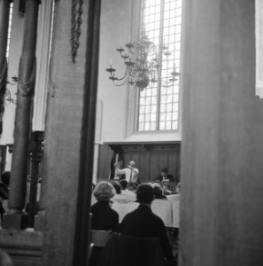 Het Nederlands Studenten Orkest zal drie weken repeteren in de bekende Ruïne ker, Bestanddeelnr 915-9104