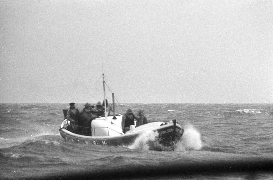 Het REM-eiland, de reddingsboot, Bestanddeelnr 917-2322