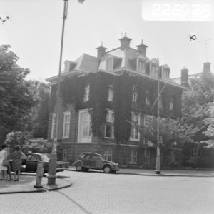 Het Maison Descartes is een cultureel instituut opgericht in 1933 en gefinancier, Bestanddeelnr 922-6925