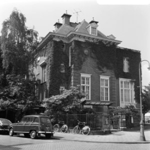 Het Maison Descartes is een cultureel instituut opgericht in 1933 en gefinancier, Bestanddeelnr 922-6921