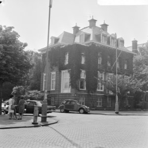 Het Maison Descartes is een cultureel instituut opgericht in 1933 en gefinancier, Bestanddeelnr 922-6924