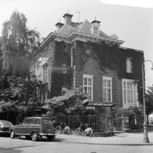 Het Maison Descartes is een cultureel instituut opgericht in 1933 en gefinancier, Bestanddeelnr 922-6922