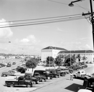 Het postkantoor aan het Waaigatplein in Willemstad, Bestanddeelnr 252-3051