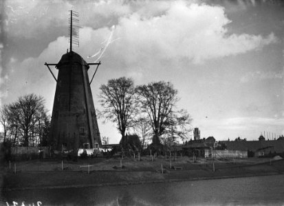 Het Seisbolwerk te Middelburg wordt ook beplant, Bestanddeelnr 902-4371