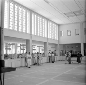 Het postkantoor aan het Waaigatplein in Willemstad, Bestanddeelnr 252-2784