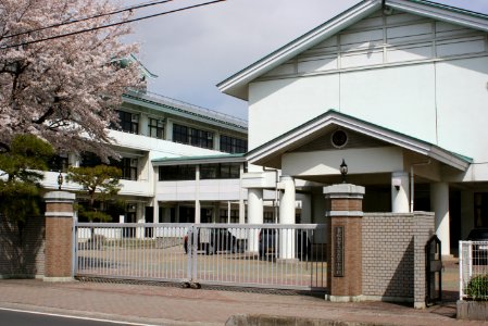 Higashimatsuyama Municipal Matsuyama 1st Elementary School