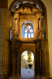 High altar, Magnikirche - Braunschweig, Germany - DSC04516
