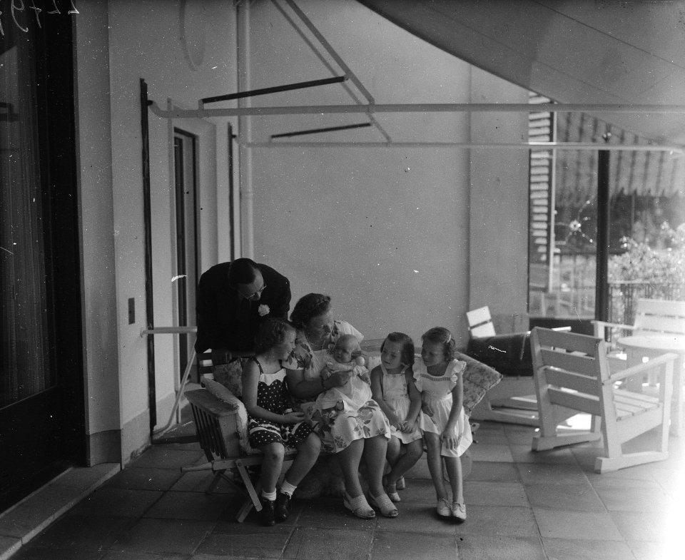 Het prinselijk gezin te Soestdijk, Bestanddeelnr 902-2797