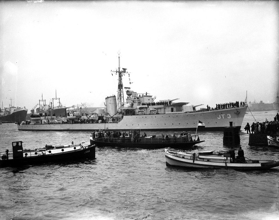 Het schip op het IJ, Bestanddeelnr 902-4447