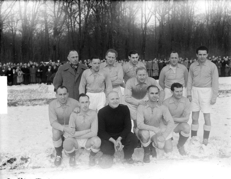 HFC tegen Oud Internationals 3-6, Bestanddeelnr 904-3686