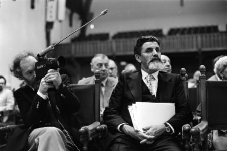 Het Sacharov-tribunaal te Den Haag , de dissidenten Alexader Ginsburg (filmend) , Bestanddeelnr 930-9990