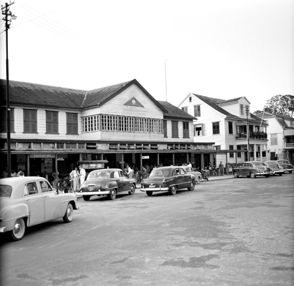 Het postkantoor in Paramaribo, Bestanddeelnr 252-2156