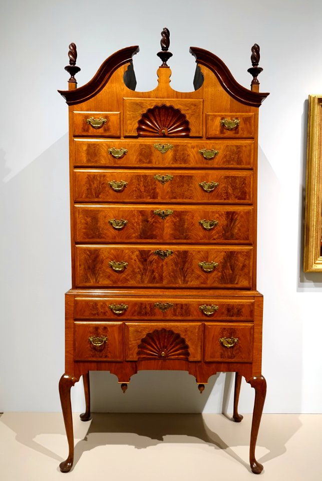 High chest of drawers, Ipswich or Salem, Massachusetts, c. 1735-1757, walnut, maple, pine, brass - Dallas Museum of Art - DSC04737