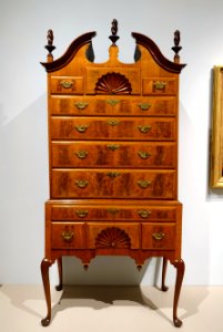 High chest of drawers, Ipswich or Salem, Massachusetts, c. 1735-1757, walnut, maple, pine, brass - Dallas Museum of Art - DSC04737