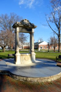 Hezekiah Bradley Loomis Fountain - Windsor, Connecticut - DSC04738