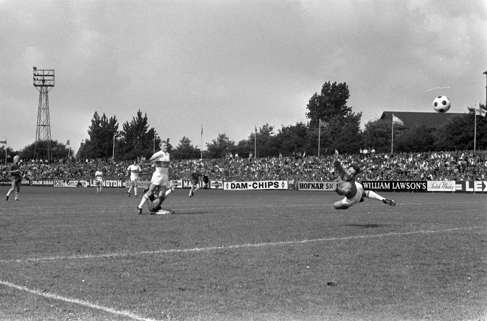 HFC Haarlem tegen ADO 2-0, Bestanddeelnr 922-7141