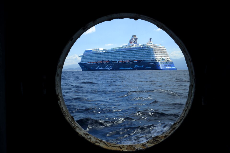 Cruise porthole cruise ship