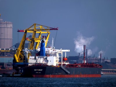 Heythrop IMO p2 at Port of Amsterdam 03Feb2009