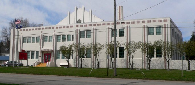 Hiawatha, Kansas National Guard armory from NE 2