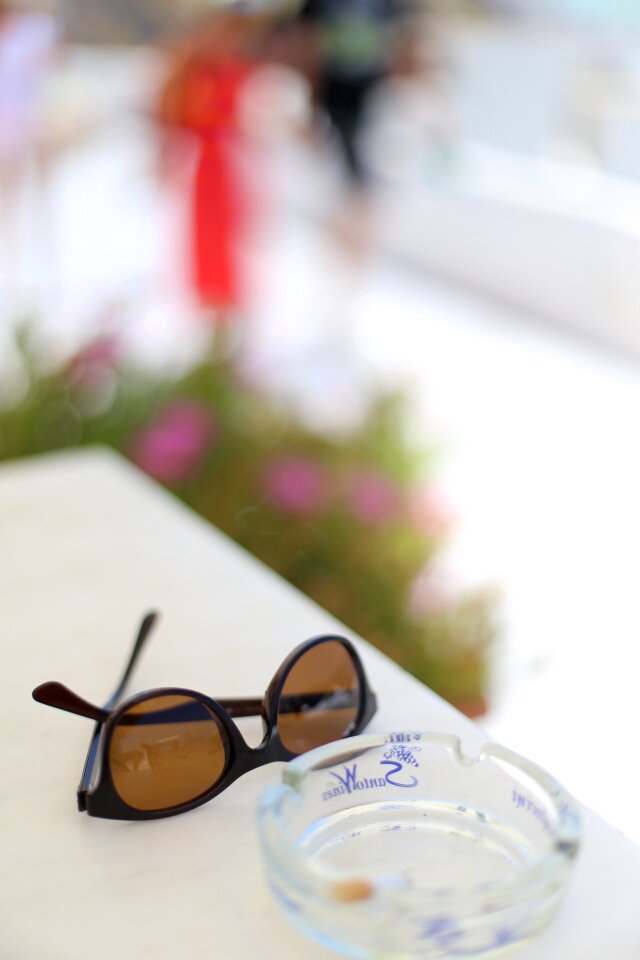 Vacation sun ashtray