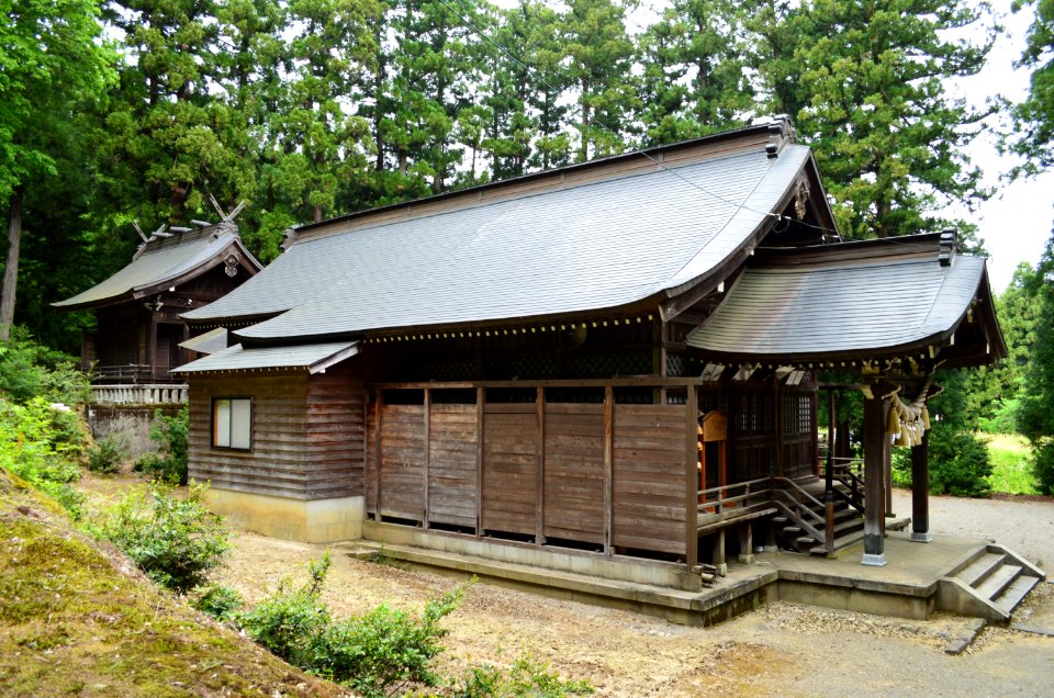 Hida-jinja (Myoko), shaden