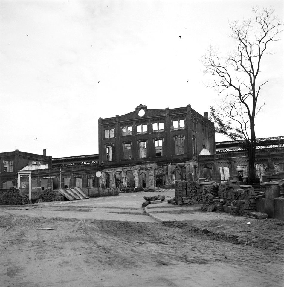 Het verwoeste Station Arnhem, Bestanddeelnr 900-4366