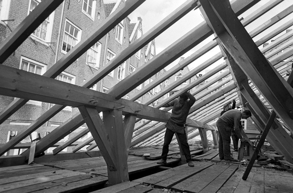 Het voormalige Burgerweeshuis te Amsterdam verbouwd tot Historisch Museum. Daksp, Bestanddeelnr 920-7505
