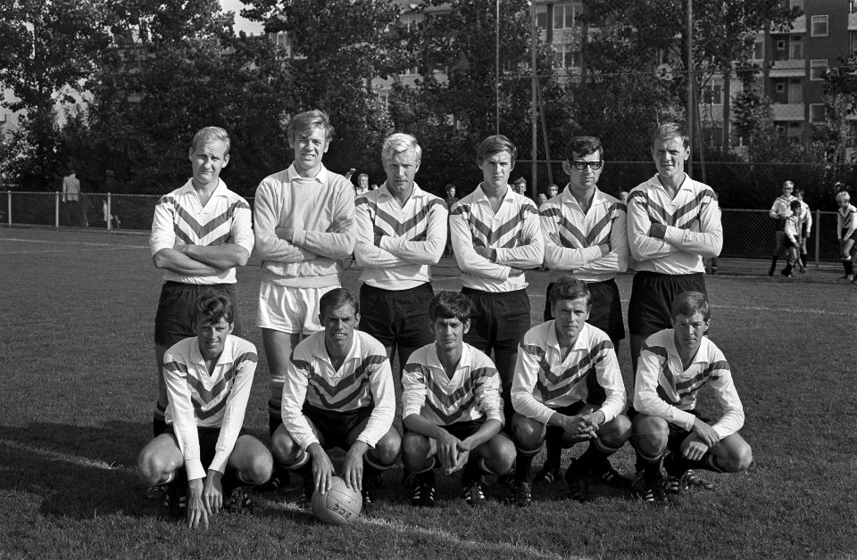Het voetbalteam van DCG, Bestanddeelnr 921-6396
