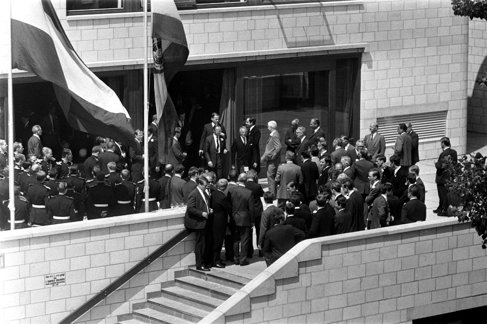 Het vertrek, Bestanddeelnr 922-5976