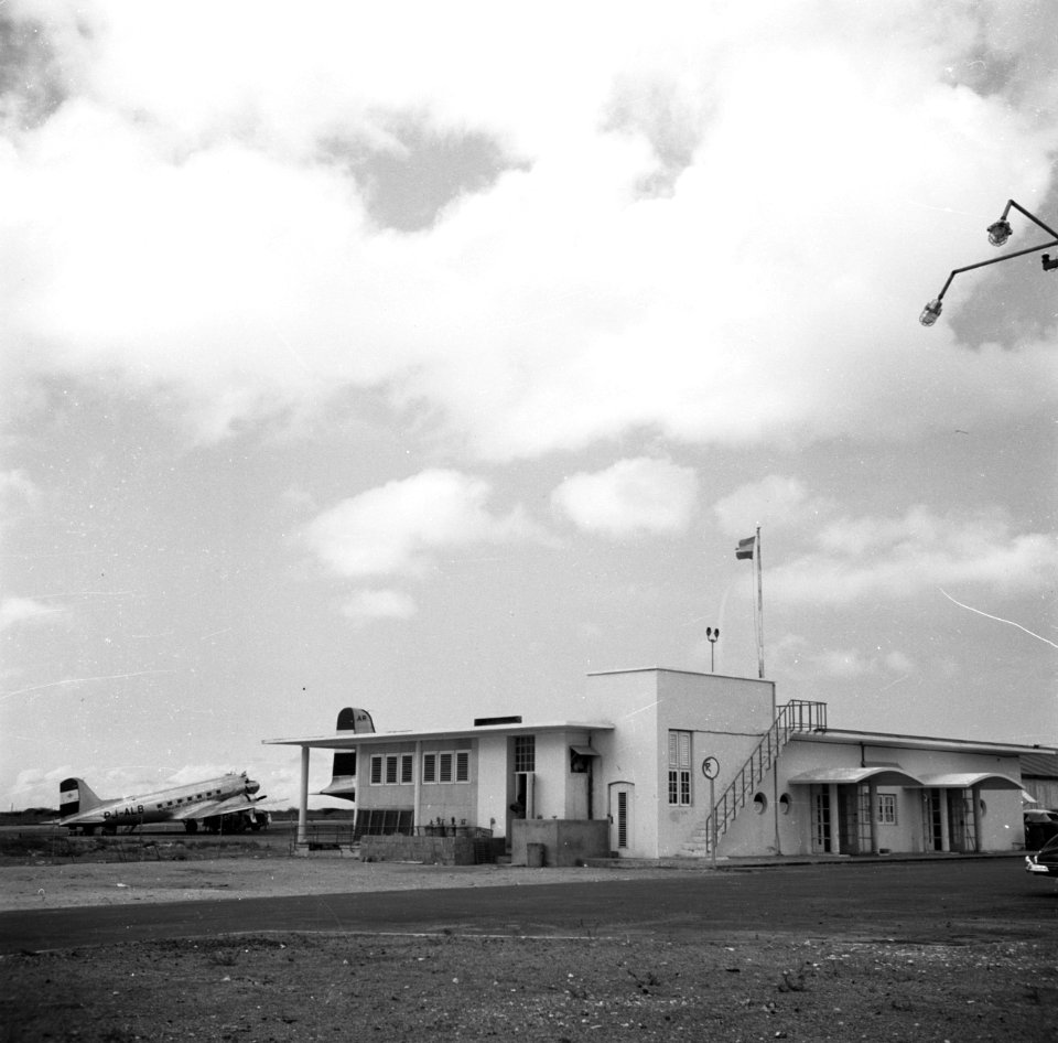 Het vliegveld op Aruba, Bestanddeelnr 252-7914