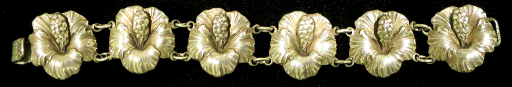 Hawaii school sterling silver bracelet, Honolulu Museum of Art