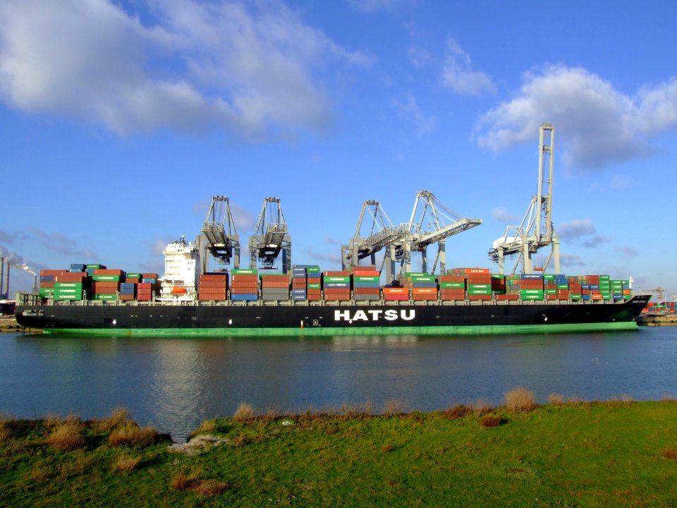 Hatsu Crystal p8, at the Amazone harbour, Port of Rotterdam, Holland 25-Jan-2007