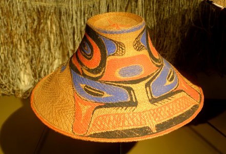 Hat, Kwakiutl, 1881 - Ethnological Museum, Berlin - DSC01070 photo