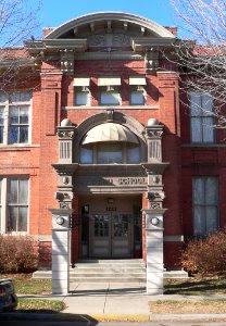 Hayward School (Lincoln, Nebraska) E entrance